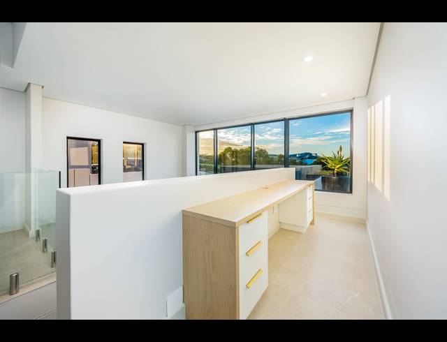 5 BEDROOM HOUSE FOR SALE IN CLARA ANNA FONTEIN